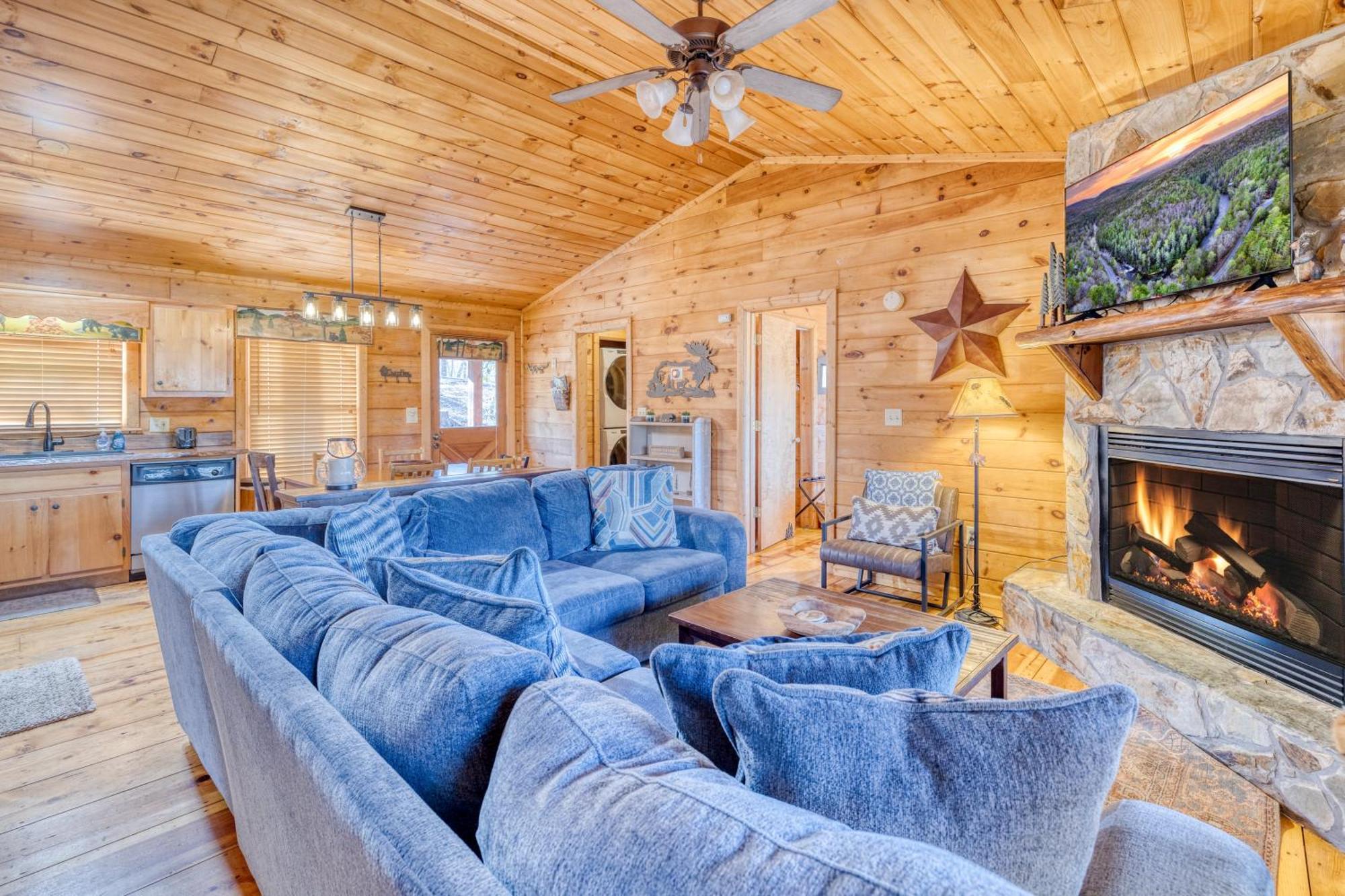 Secluded Sunrise Ridge-10 Min From Blue Ridge, King Beds, Hot Tub, 2 Porches, Fireplace Wood Burning, Mountain View, Cozy Exteriér fotografie
