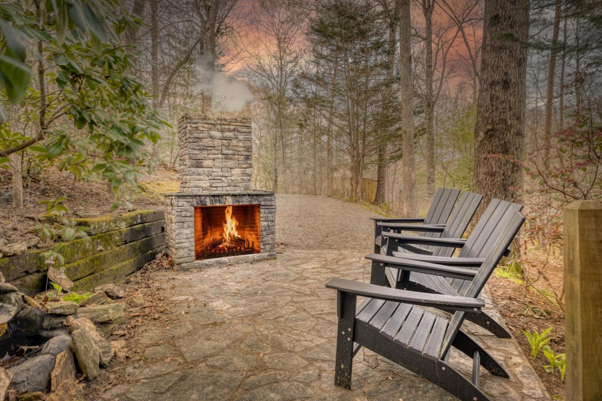 Secluded Sunrise Ridge-10 Min From Blue Ridge, King Beds, Hot Tub, 2 Porches, Fireplace Wood Burning, Mountain View, Cozy Exteriér fotografie